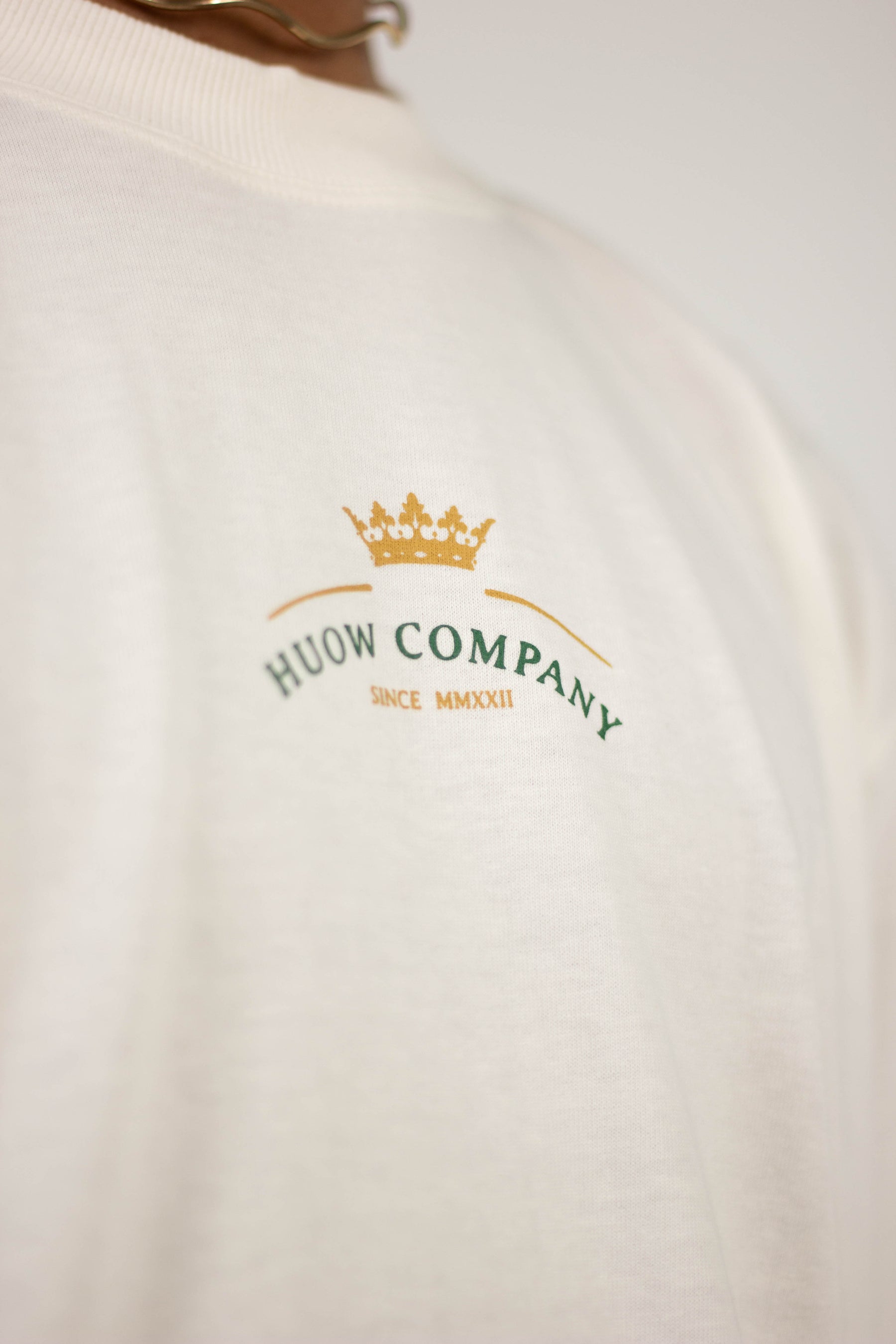 T-SHIRT OVER KINGDON